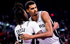 NBA历史最佳第六人之争再掀波澜，文班亚马仅需一枚总冠军戒指便有望登顶联盟第一人宝座，其传奇之路引发全联盟热议